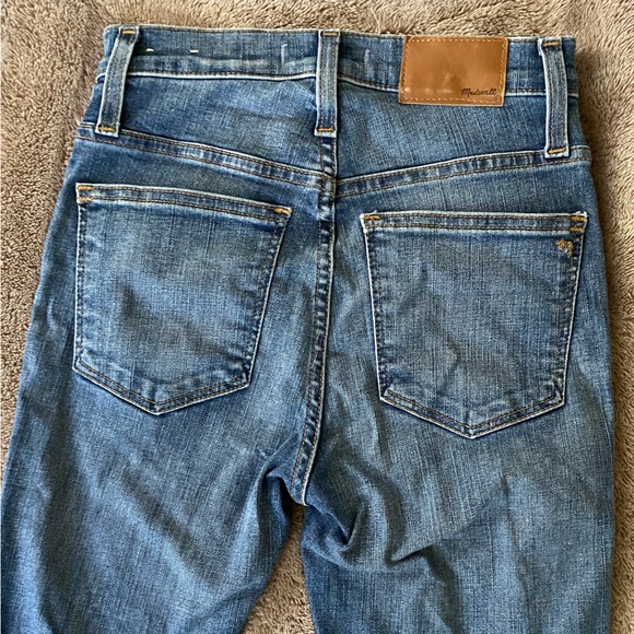 10" High-Rise Skinny Jeans: Drop Step-Hem Edition - Picture 4 of 4